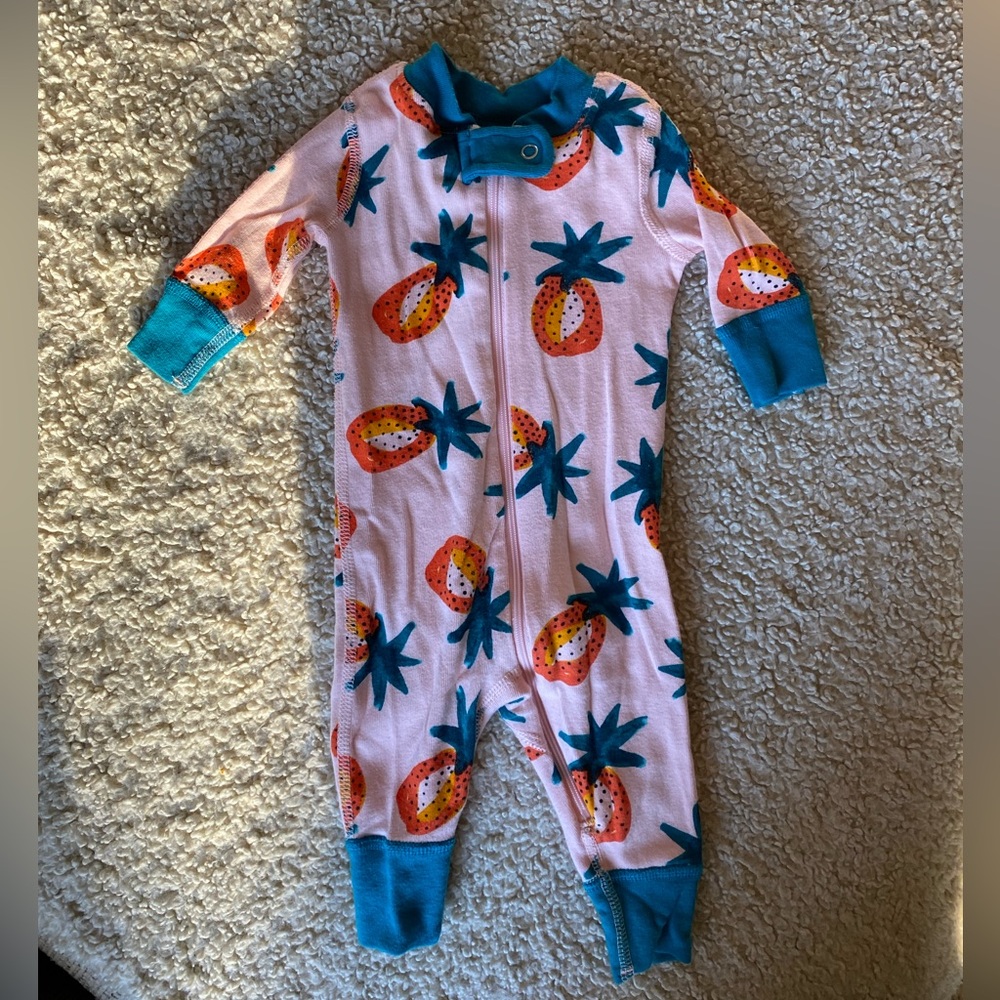 Hannah Anderson Tropical Zipper Romper/Pajama size 0-3 months